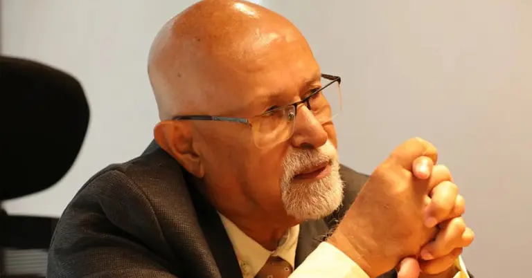 জ্যেষ্ঠ সাংবাদিক সালিম সামাদ